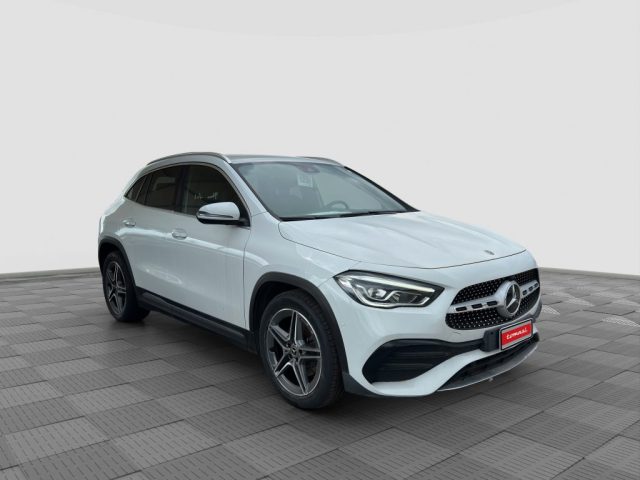 MERCEDES-BENZ CLA usata 4