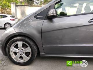 MERCEDES-BENZ A 160 usata, con Chiusura centralizzata