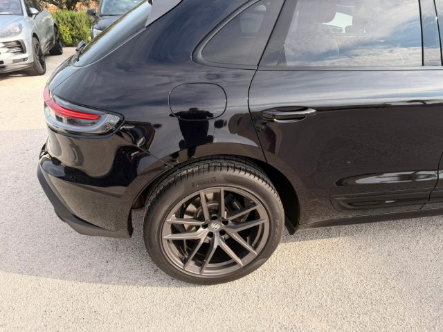 PORSCHE Macan usata, con Fari LED