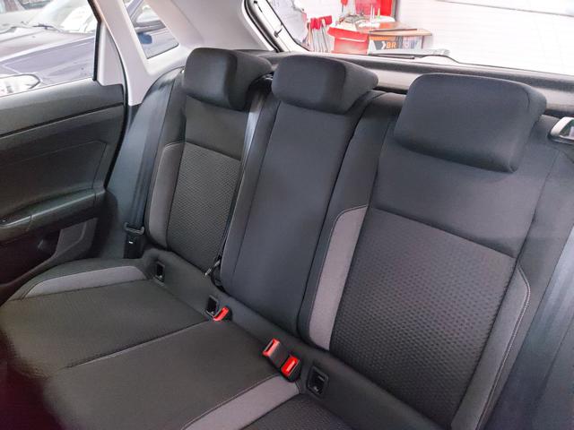 VOLKSWAGEN Polo usata, con Sedile posteriore sdoppiato