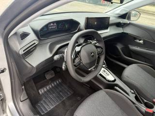 PEUGEOT 208 usata, con Autoradio digitale