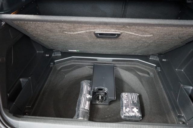 PEUGEOT 3008 usata, con Specchietti laterali elettrici