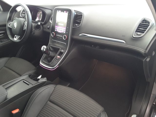 RENAULT Scenic usata, con Cruise Control