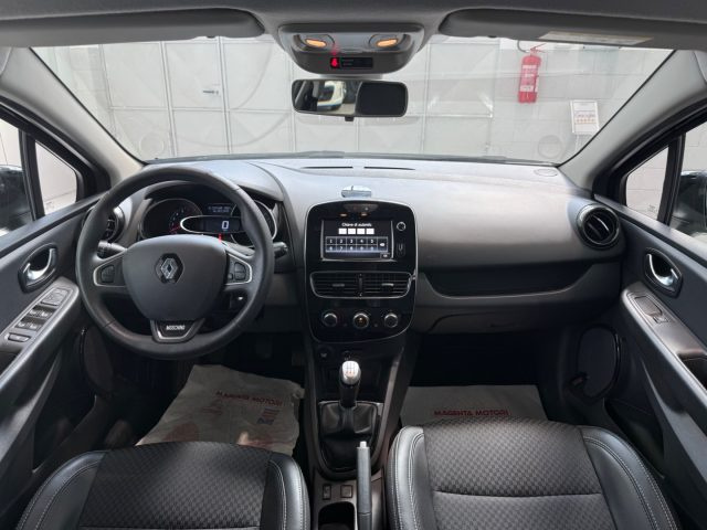 RENAULT Clio usata, con Sedile posteriore sdoppiato