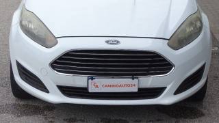 FORD Fiesta usata, con Pneumatici quattro stagioni