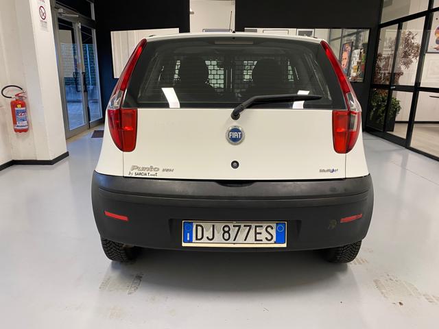 FIAT Punto usata, con Autoradio