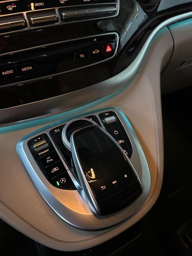 MERCEDES-BENZ V 250 usata, con Fendinebbia