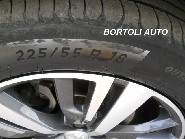 PEUGEOT 3008 usata, con Controllo elettronico della corsia