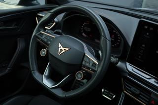 CUPRA Leon usata, con Specchietti laterali elettrici