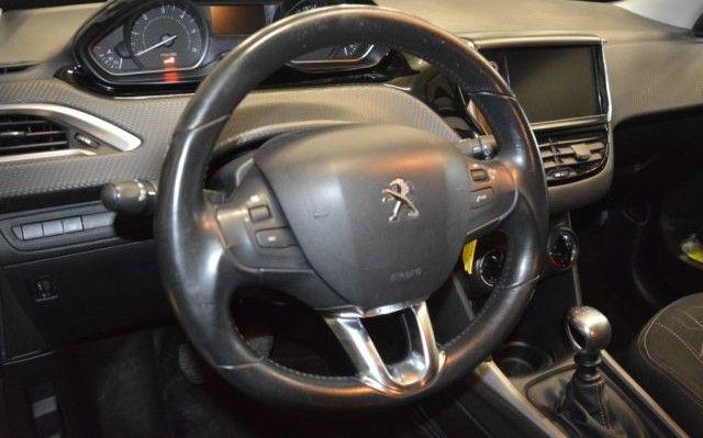 PEUGEOT 2008 usata, con Climatizzatore