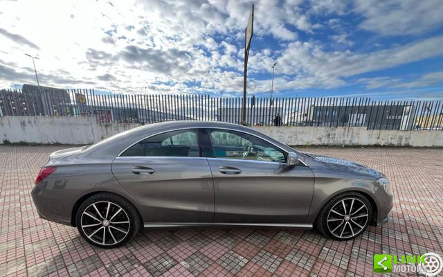 MERCEDES-BENZ CLA 220 usata, con Autoradio