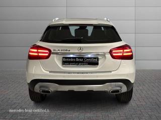 MERCEDES-BENZ GLA 200 usata, con Alzacristalli elettrici