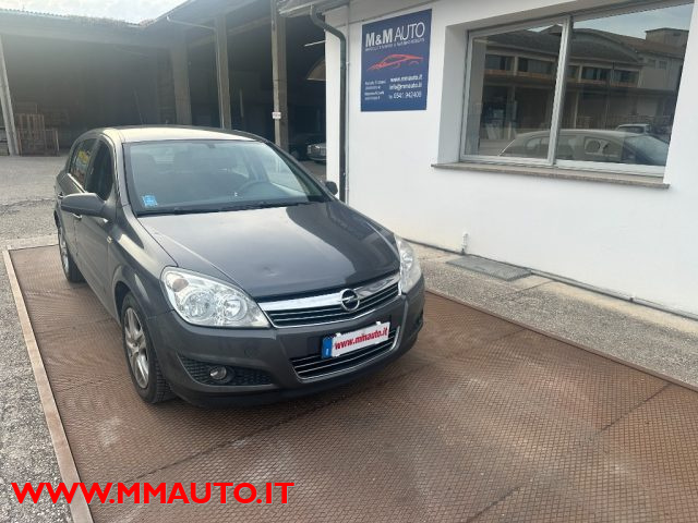 OPEL Astra usata, con Airbag