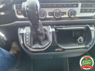 VOLKSWAGEN Caravelle usata, con Fendinebbia