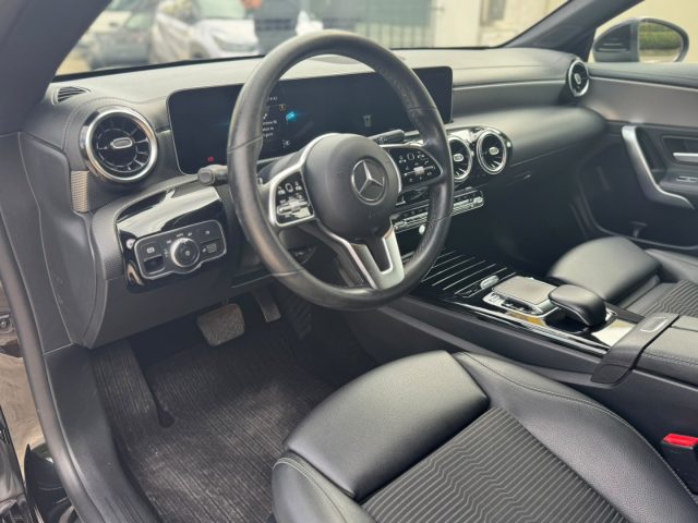 MERCEDES-BENZ CLA 200 usata, con Cerchi in lega