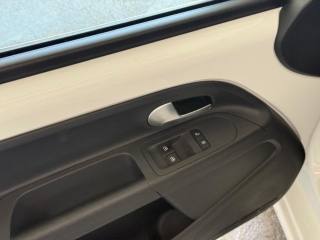 VOLKSWAGEN up! usata, con Bluetooth