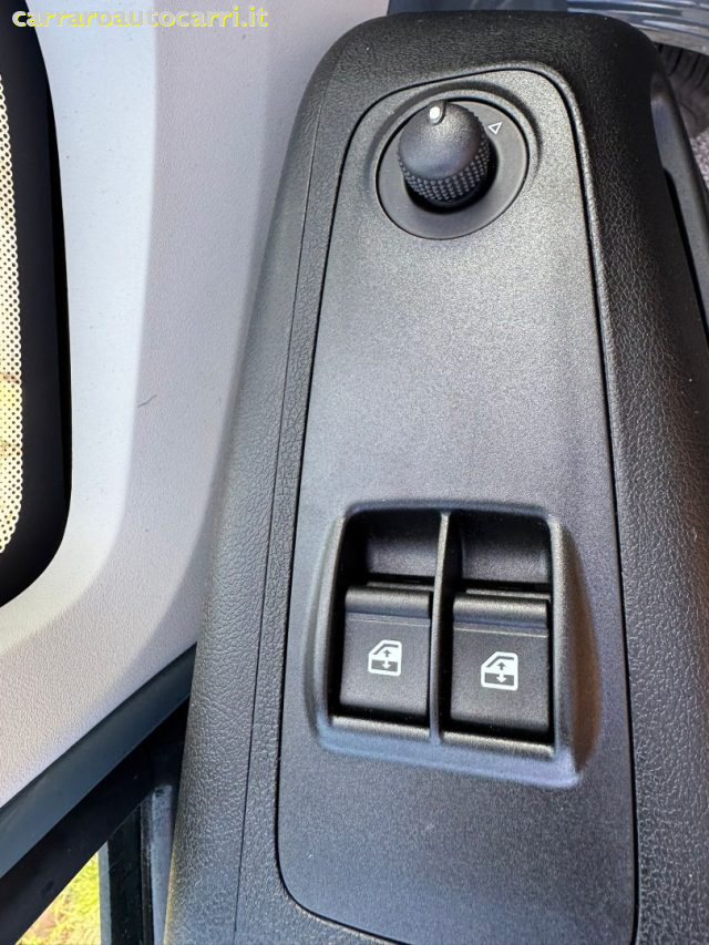 TOYOTA Proace Max usata, con ESP