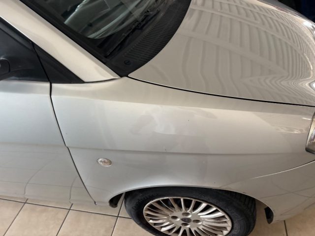 LANCIA Ypsilon usata, con Autoradio