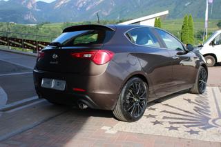 ALFA ROMEO Giulietta usata, con Autoradio