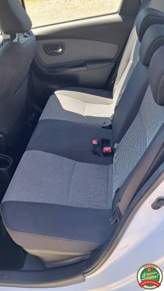 TOYOTA Yaris usata, con Alzacristalli elettrici