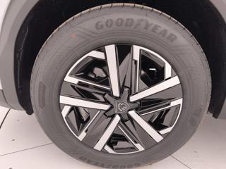 PEUGEOT 2008 usata, con Climatizzatore