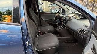 LANCIA Ypsilon usata, con USB