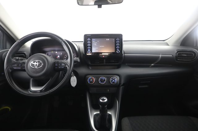 TOYOTA Yaris usata 4