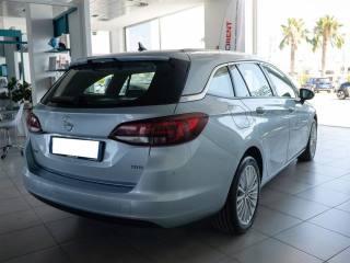 OPEL Astra usata, con Boardcomputer