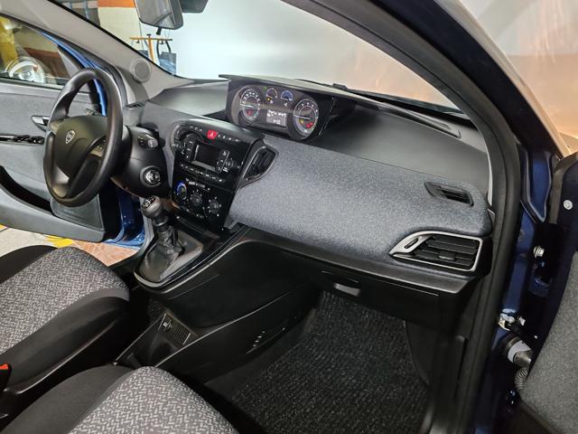 LANCIA Ypsilon usata, con USB