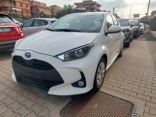 TOYOTA Yaris usata, con Alzacristalli elettrici