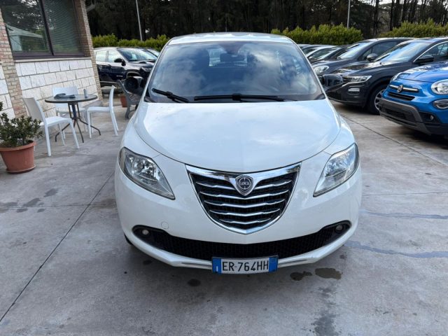 LANCIA Ypsilon usata, con Airbag