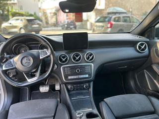 MERCEDES-BENZ A 200 usata, con Sedile posteriore sdoppiato