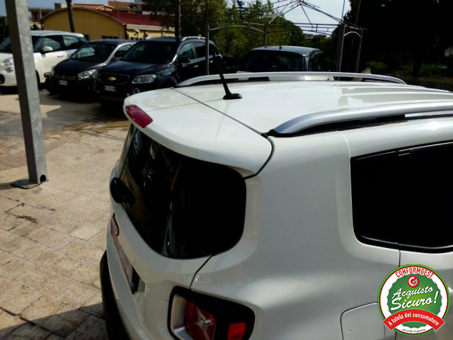 JEEP Renegade usata, con Luci diurne