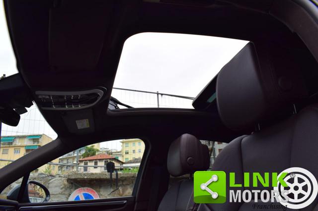 PORSCHE Macan usata, con Specchietti laterali elettrici