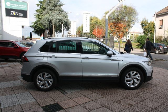 VOLKSWAGEN Tiguan usata, con Cerchi in lega