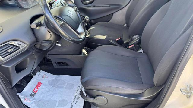 LANCIA Ypsilon usata, con Touch screen