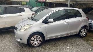 TOYOTA Yaris usata, con Airbag