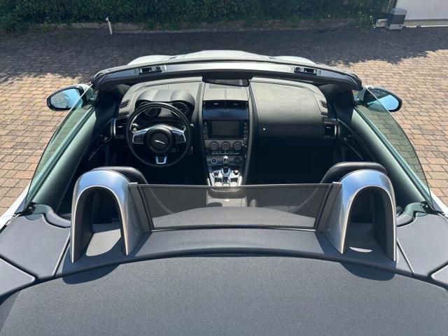 JAGUAR F-Type usata, con Touch screen