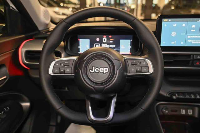 JEEP Avenger usata, con Interni in pelle