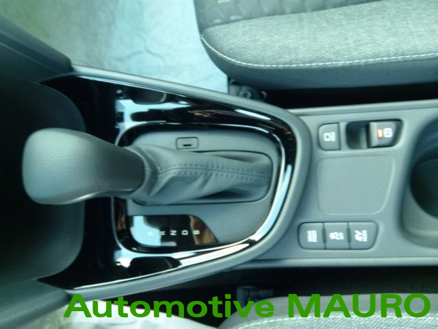 TOYOTA Yaris Cross usata, con Fari LED