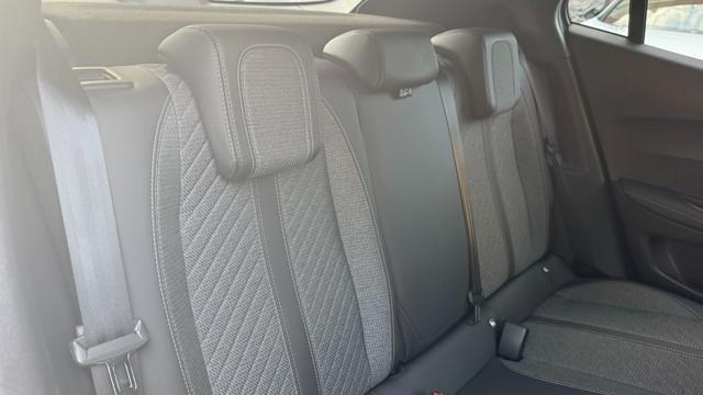 PEUGEOT 2008 usata, con Portapacchi