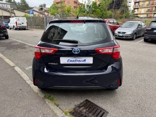 TOYOTA Yaris usata, con Autoradio