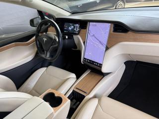 TESLA Model X usata, con Autoradio