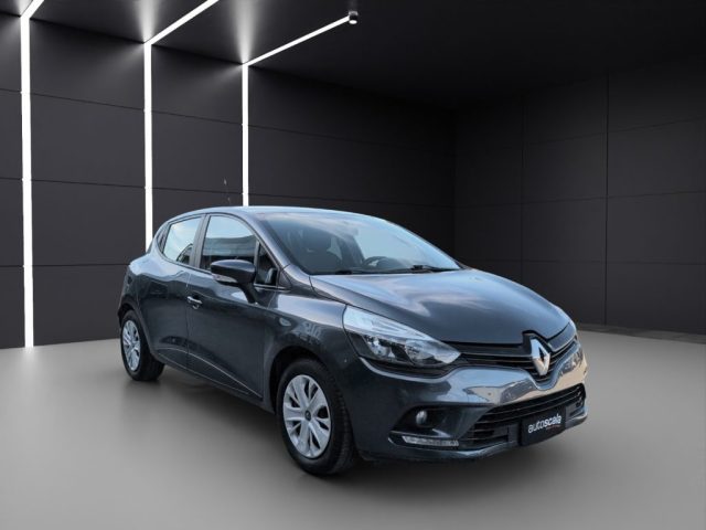 RENAULT Clio usata, con Controllo trazione