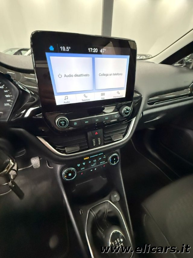 FORD Fiesta usata, con Bluetooth