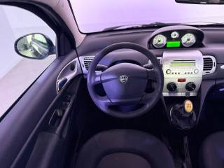 LANCIA Ypsilon usata 12