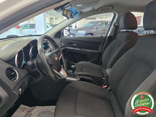 CHEVROLET Cruze usata 19