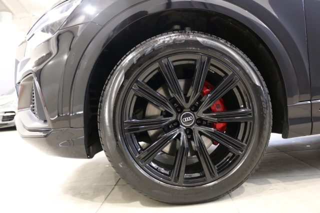 AUDI Q8 usata, con Sensori di parcheggio posteriori