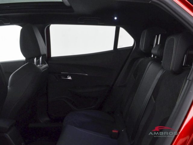 PEUGEOT 2008 usata 9