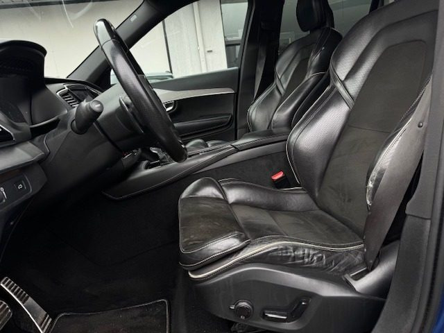 VOLVO XC90 usata, con Interni in pelle